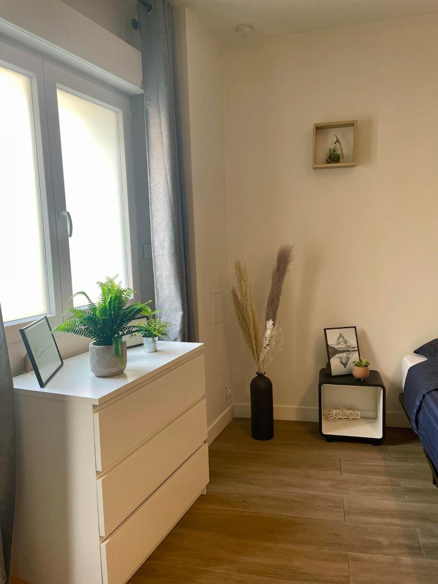 Appartement Cosy Proche Gare Angers Exterior photo