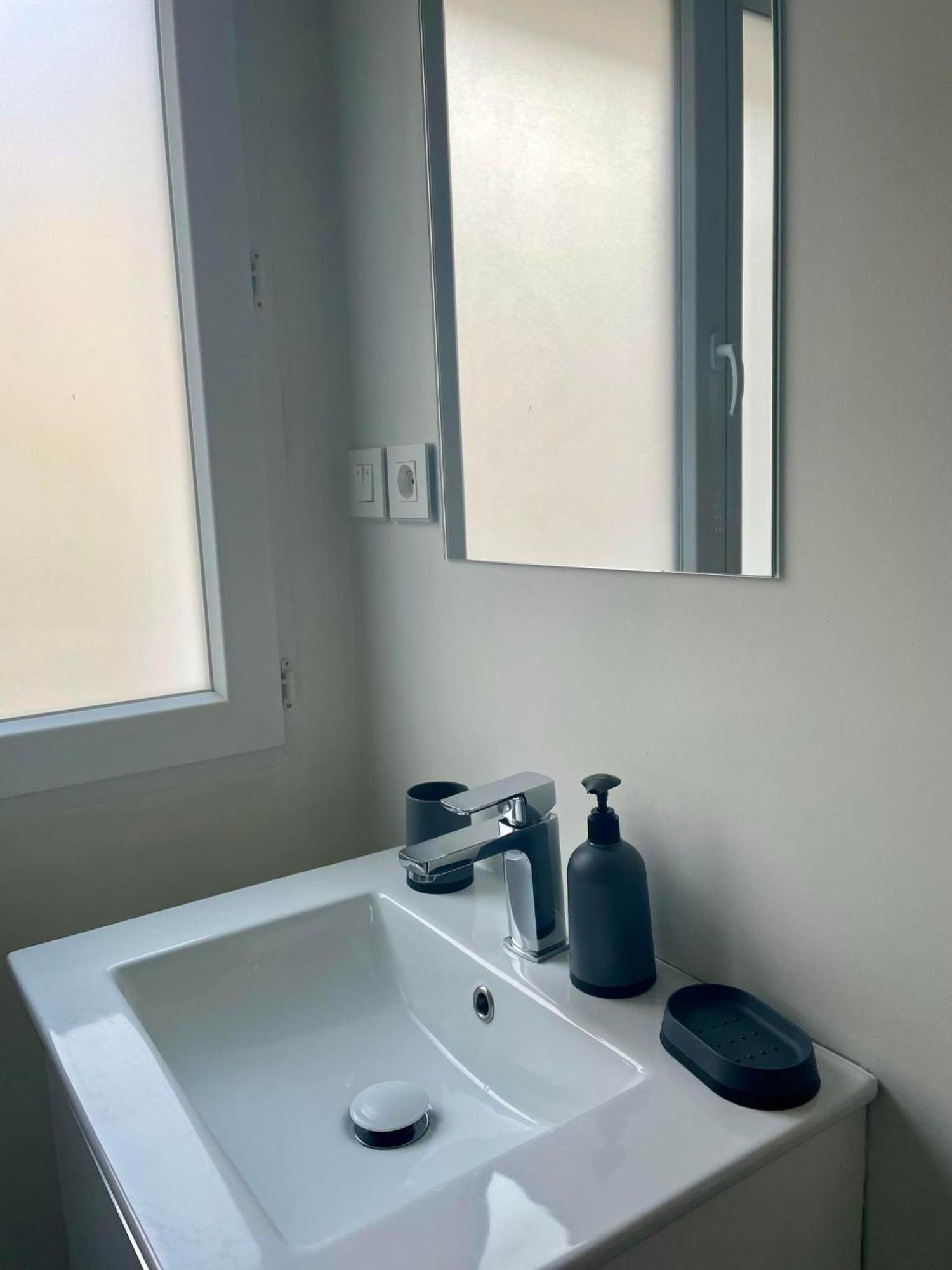 Appartement Cosy Proche Gare Angers Exterior photo
